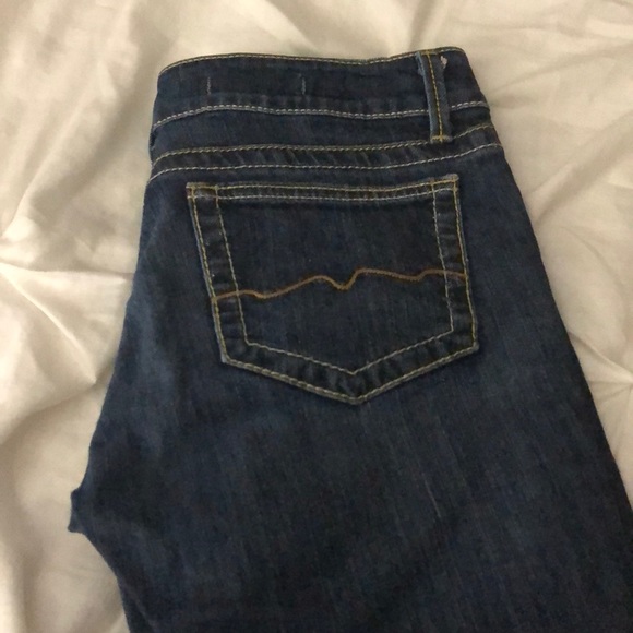 Red Engine knee length shorts/pants - Picture 2 of 4